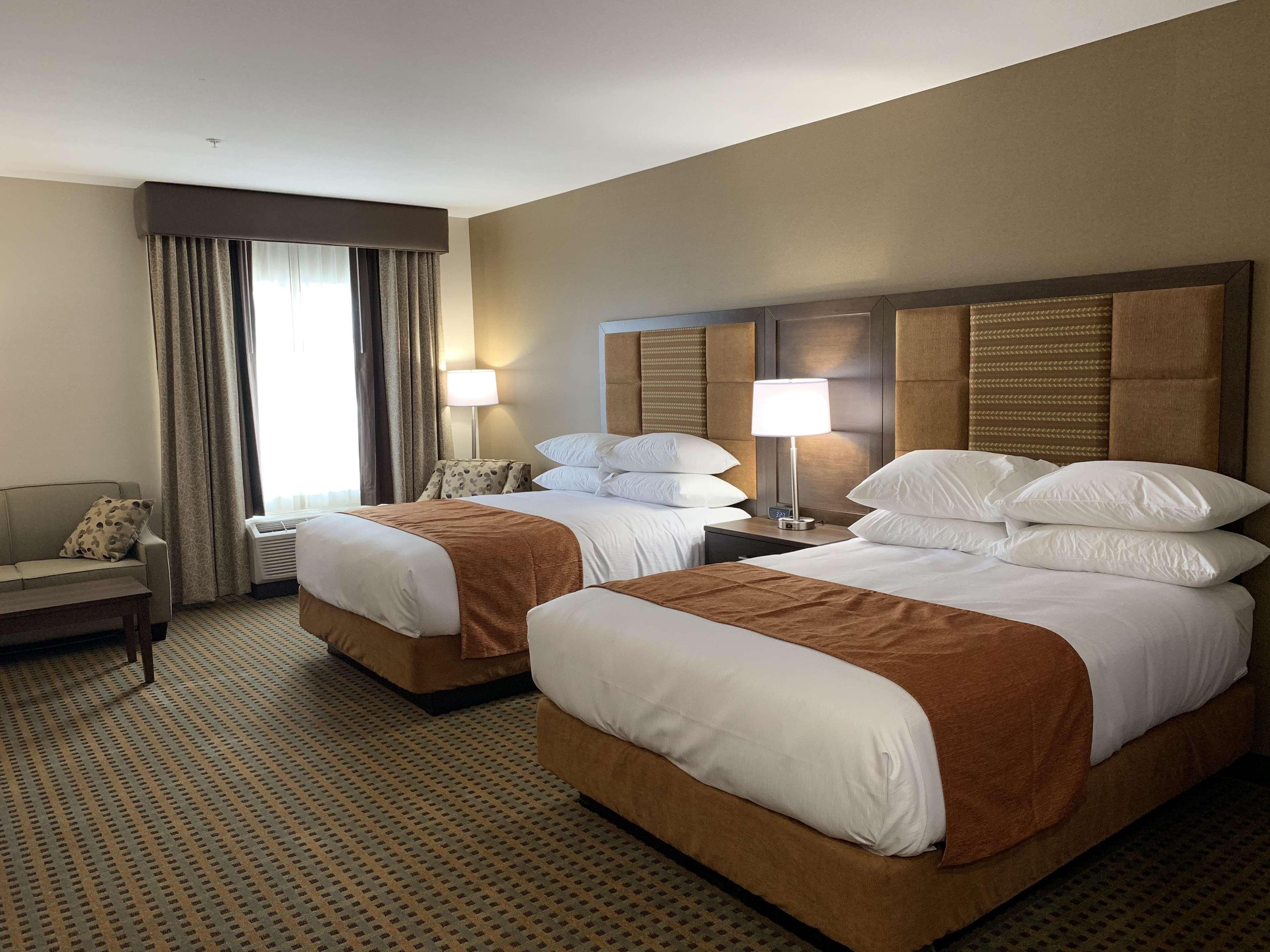 Best Western Plus Hinton Inn & Suites Zewnętrze zdjęcie
