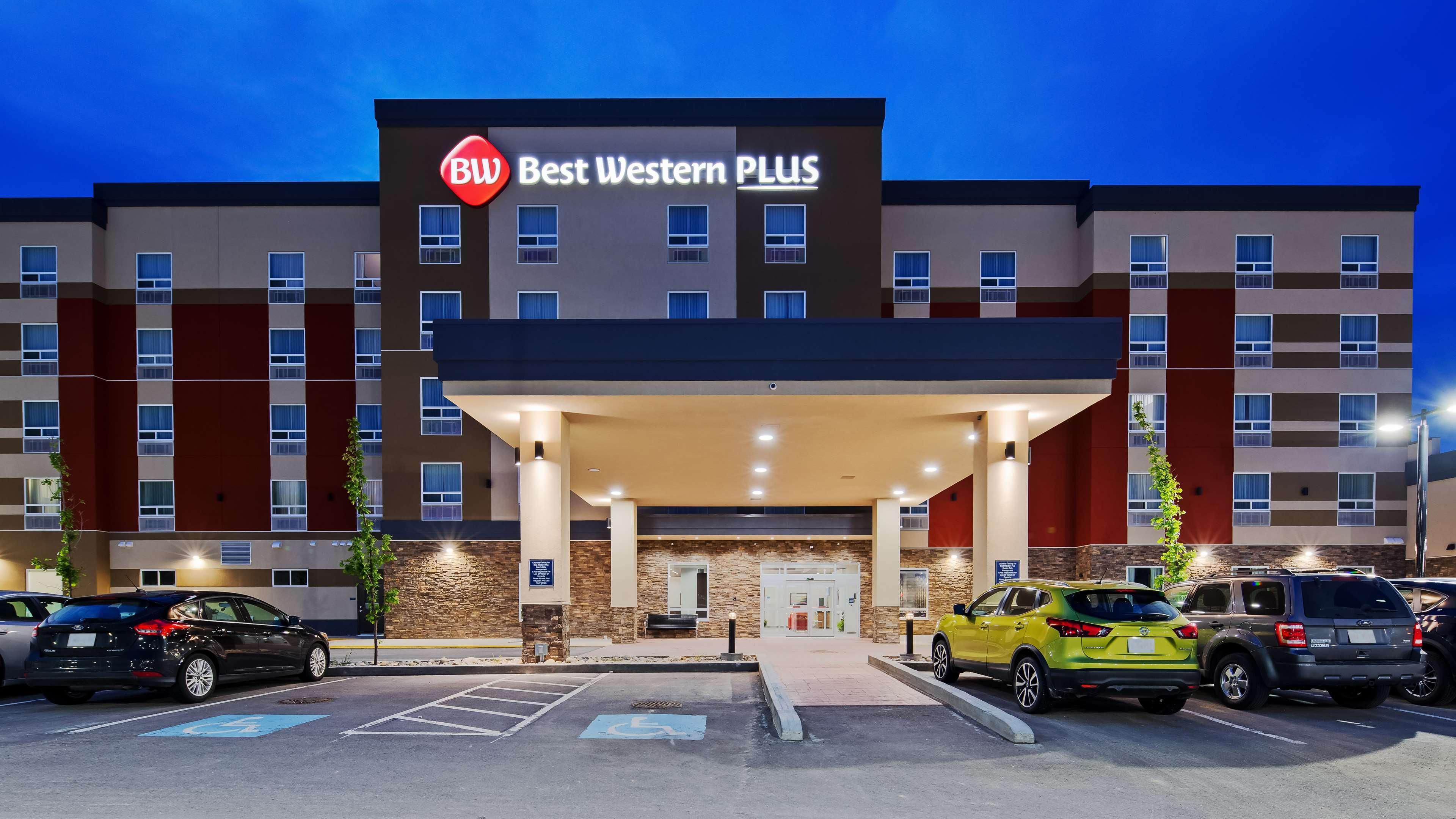 Best Western Plus Hinton Inn & Suites Zewnętrze zdjęcie