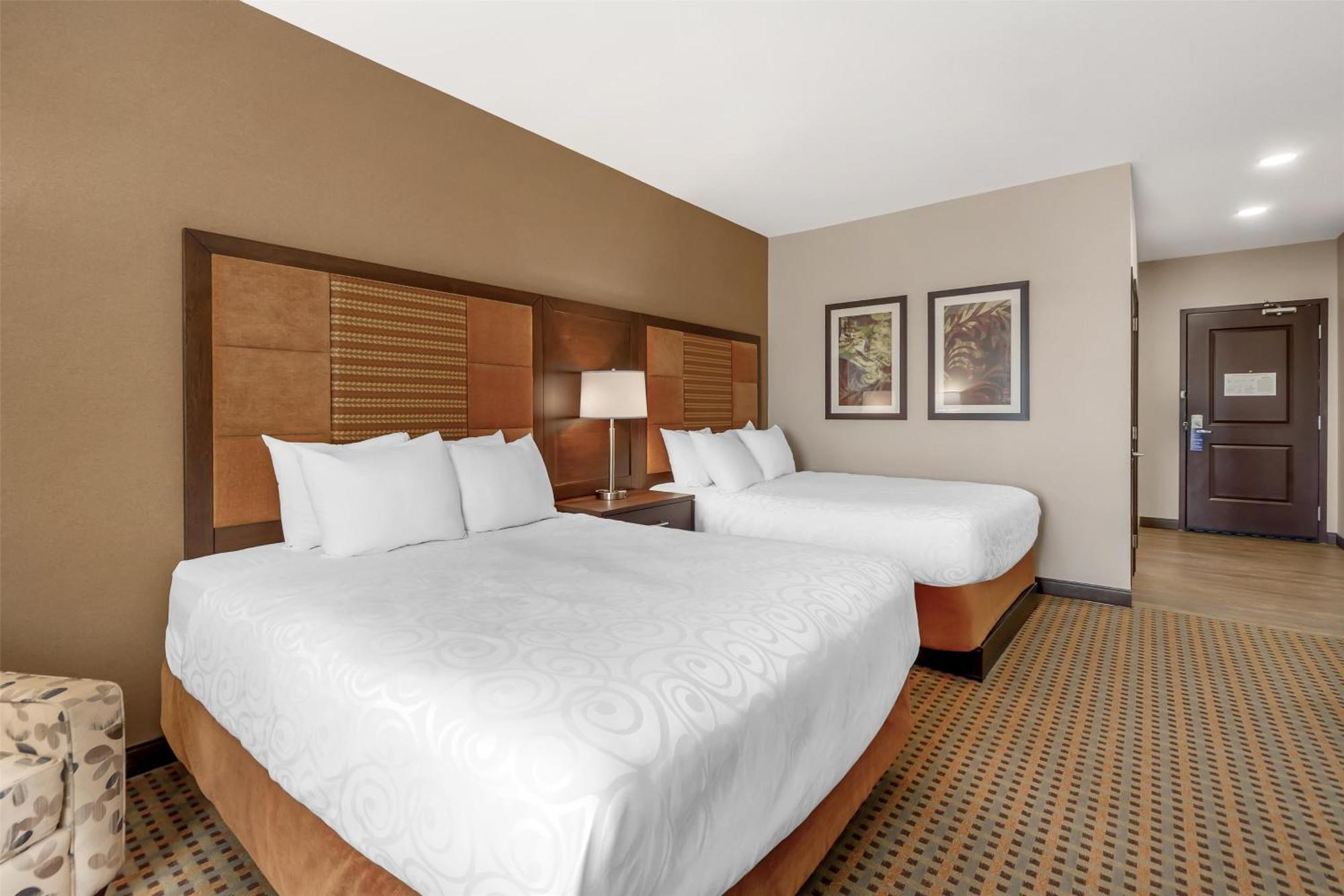 Best Western Plus Hinton Inn & Suites Zewnętrze zdjęcie