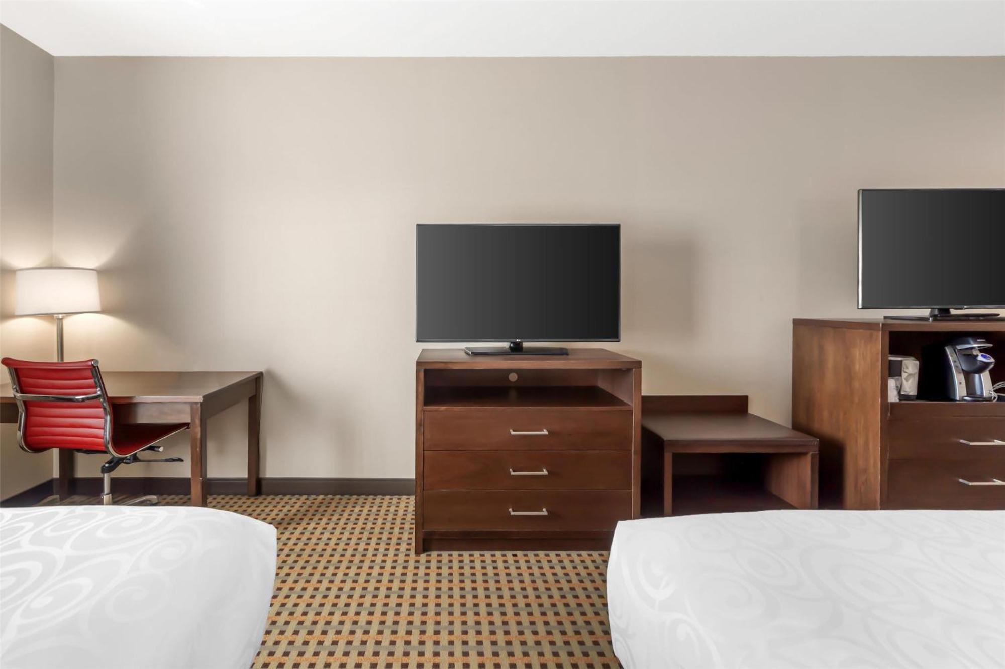 Best Western Plus Hinton Inn & Suites Zewnętrze zdjęcie
