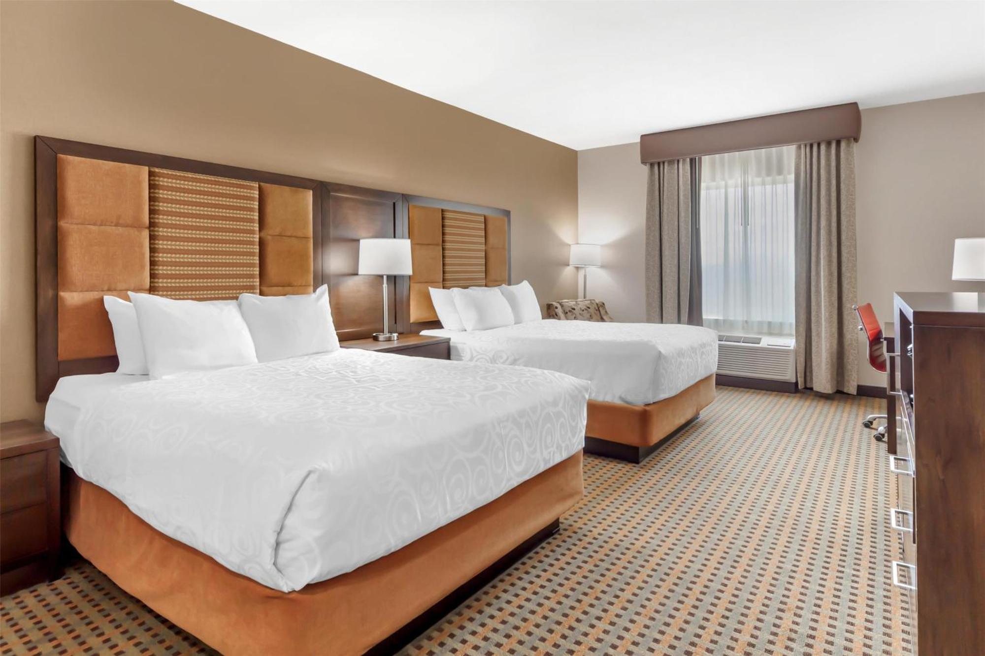 Best Western Plus Hinton Inn & Suites Zewnętrze zdjęcie