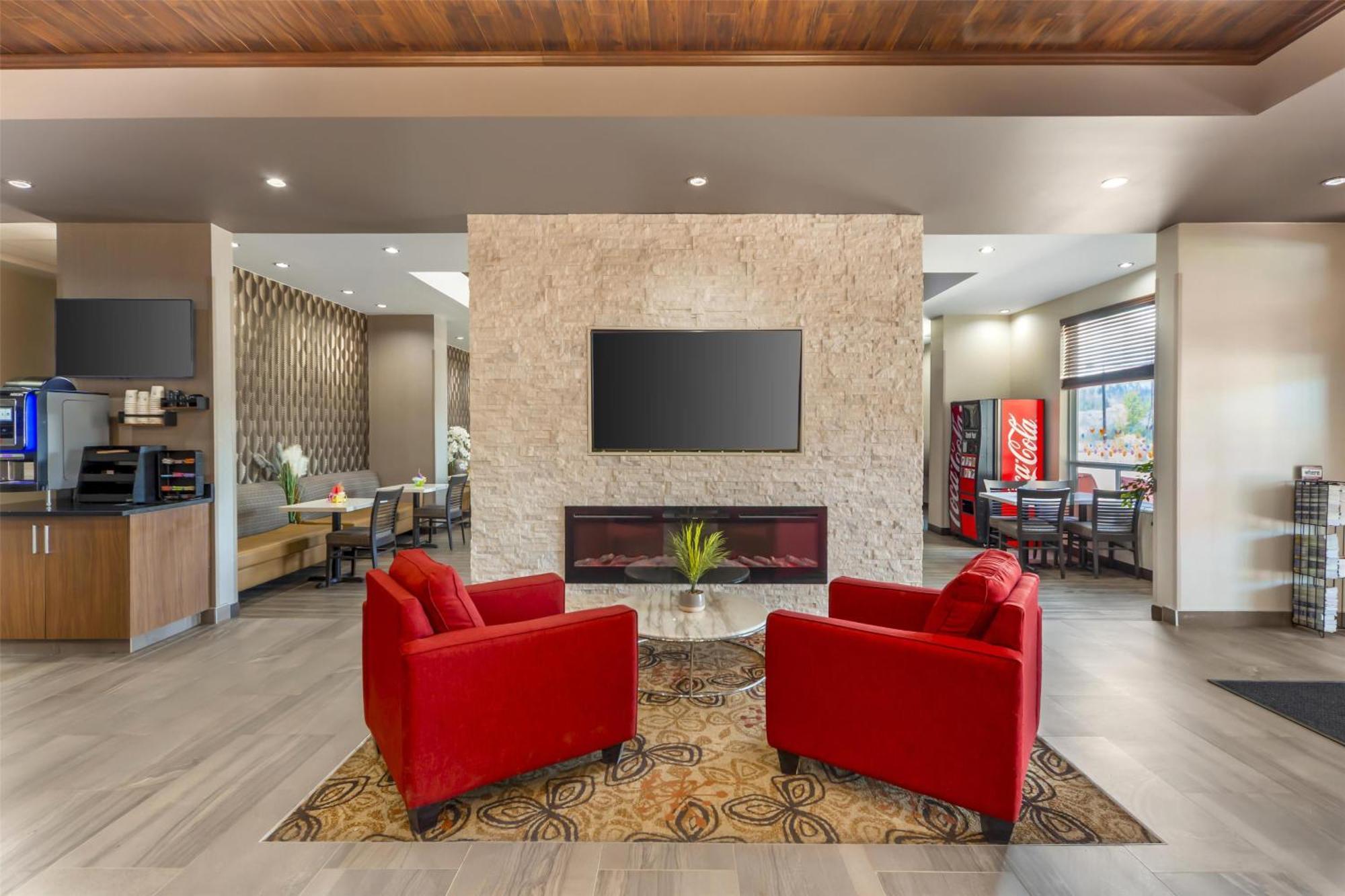 Best Western Plus Hinton Inn & Suites Zewnętrze zdjęcie