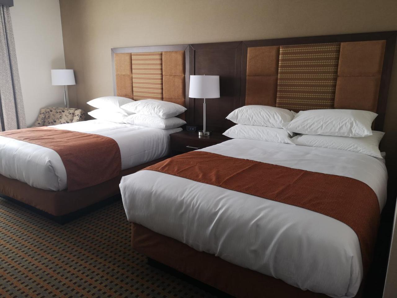 Best Western Plus Hinton Inn & Suites Zewnętrze zdjęcie