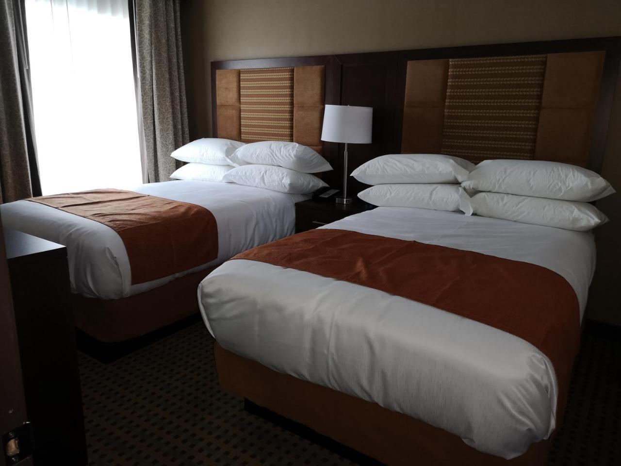 Best Western Plus Hinton Inn & Suites Zewnętrze zdjęcie